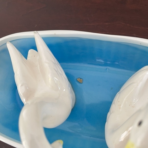 Vintage Trinket Dish With Two Swans - Picture 4 of 12